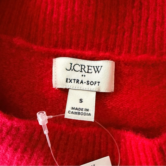 J. Crew Crewneck Sweater in extra-soft yarn, Small - Picture 4 of 6